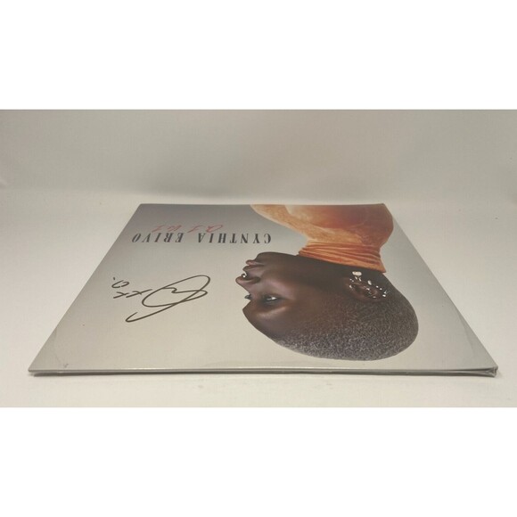 Cynthia Erivo Ch. 1 Vs. 1 Chapter 1 Volume SIGNED Autographed Vinyl LP Wicked - Picture 6 of 8